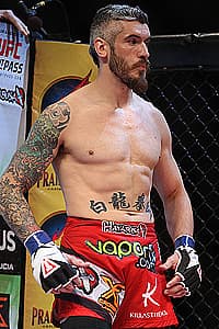 Zak Bucia