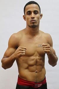 Glyan Alves